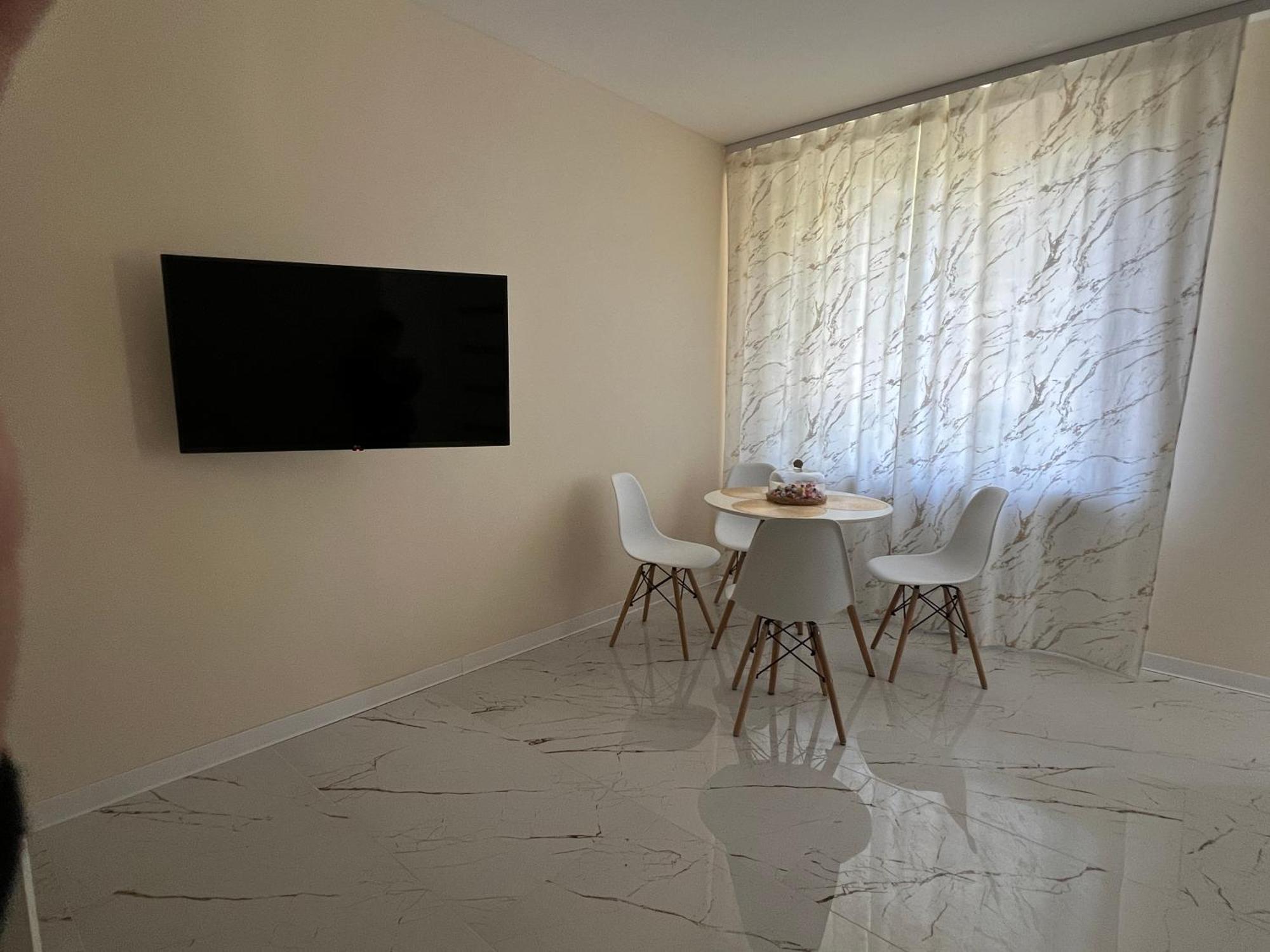Nowe Luksusowe Apartamenty Manufaktura-Prywatny Na Wylacznosc-Wanna-Zamykany Ogrodzony Parking, Blok,Niskie Pietro-Cisza I Spokoj Łódź Esterno foto